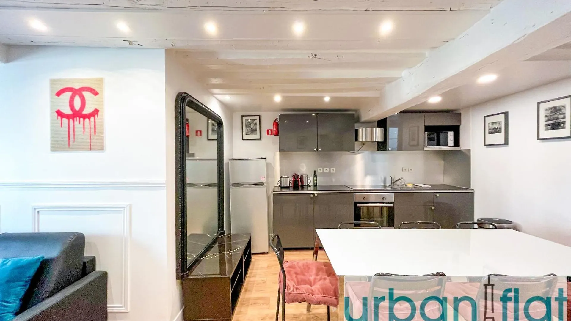 Apartament 100 - Luxury 2 Bedroom - Beaubourg Marais Paryż Francja