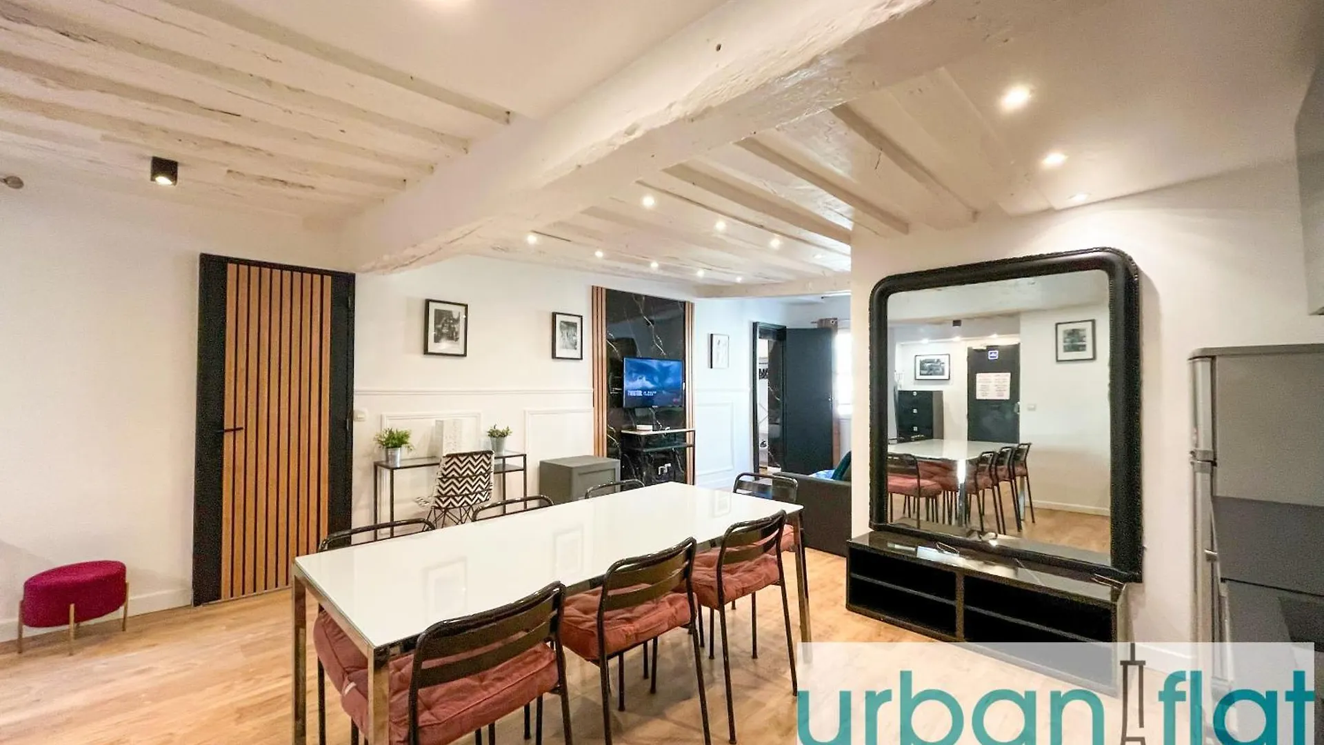 100 - Luxury 2 Bedroom - Beaubourg Marais Paris