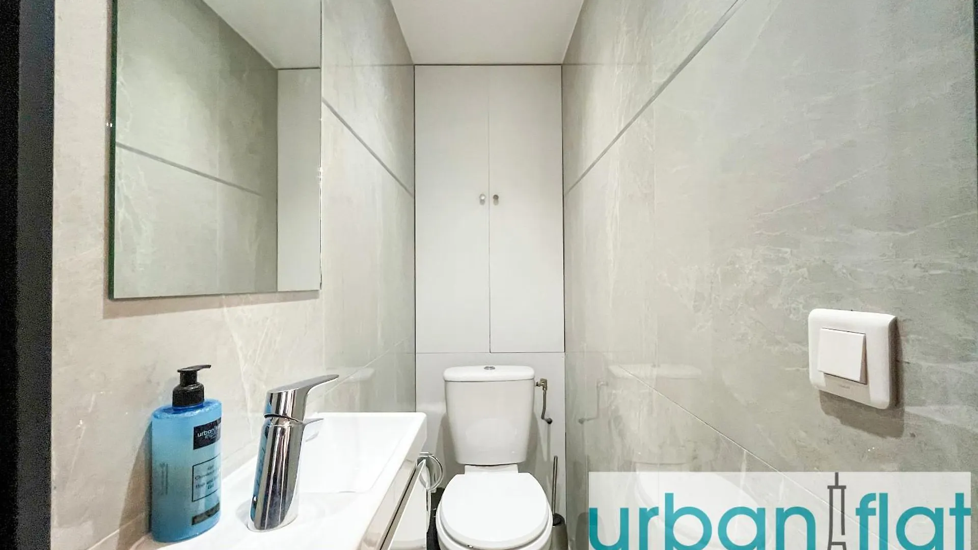 100 - Luxury 2 Bedroom - Beaubourg Marais Paříž Apartmán